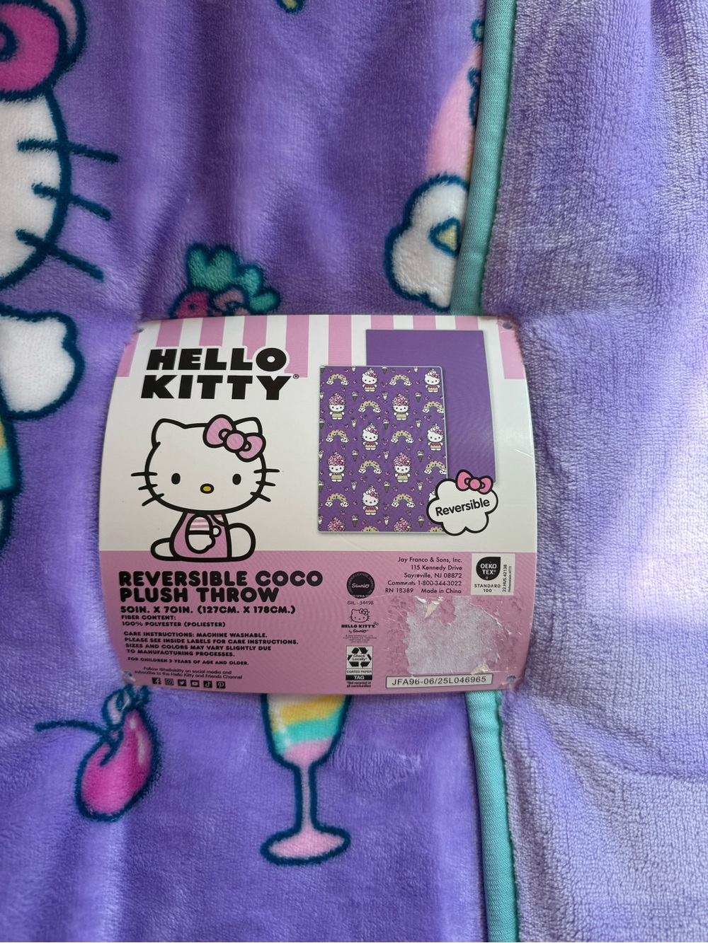 Hello Kitty Reversible Plush Throw in Purple